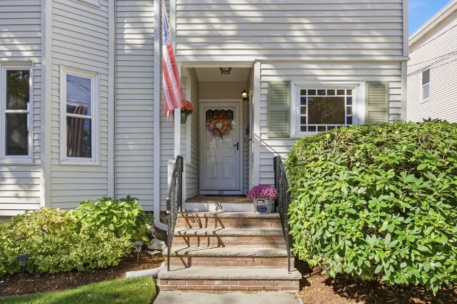 26 Tappan St, Melrose, MA 02176 - #2