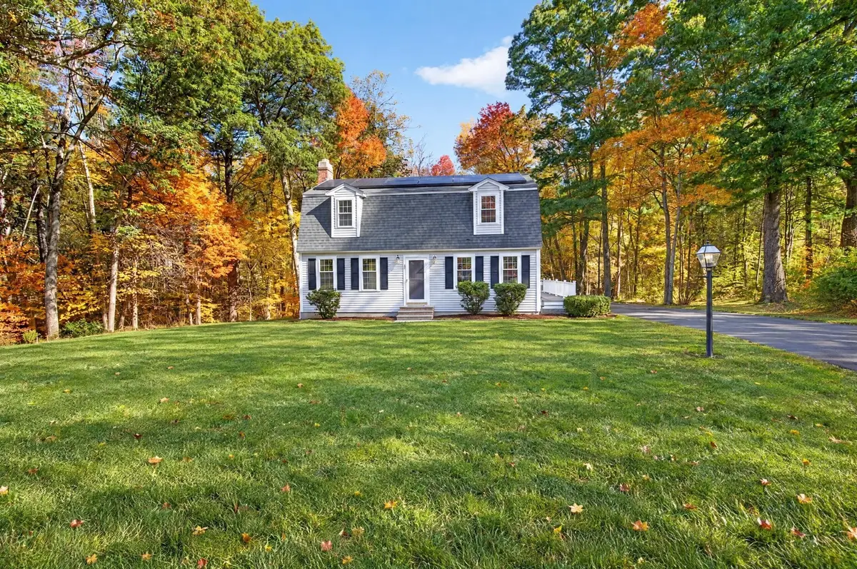 3 Canter Rd, Tyngsborough, MA 01879 - #1