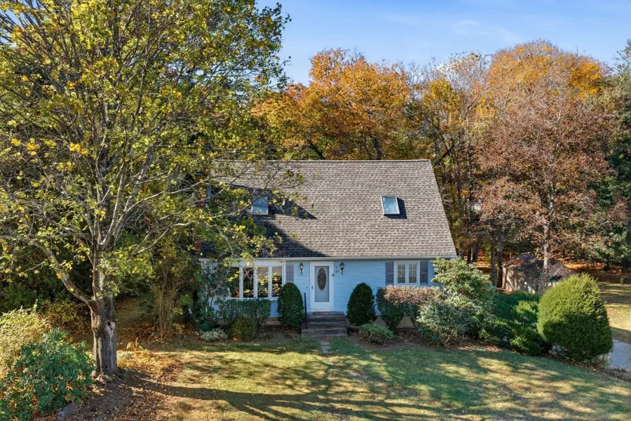 3 Matthew Drive, Easthampton, MA 01027 - #2