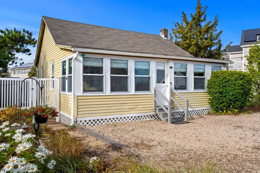 6 76th Street, Newburyport, MA 01950 - #2