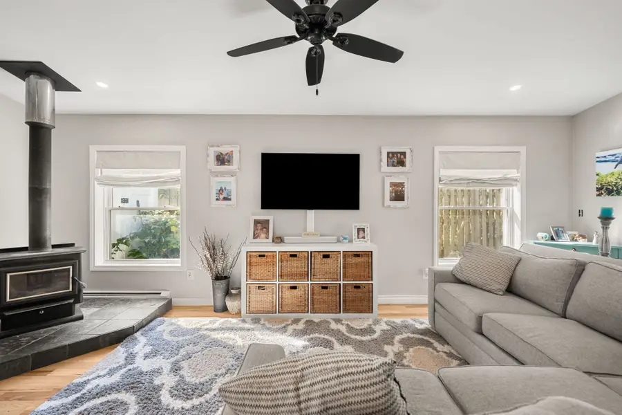 21 Woodland St #21, Newburyport, MA 01950 - #3
