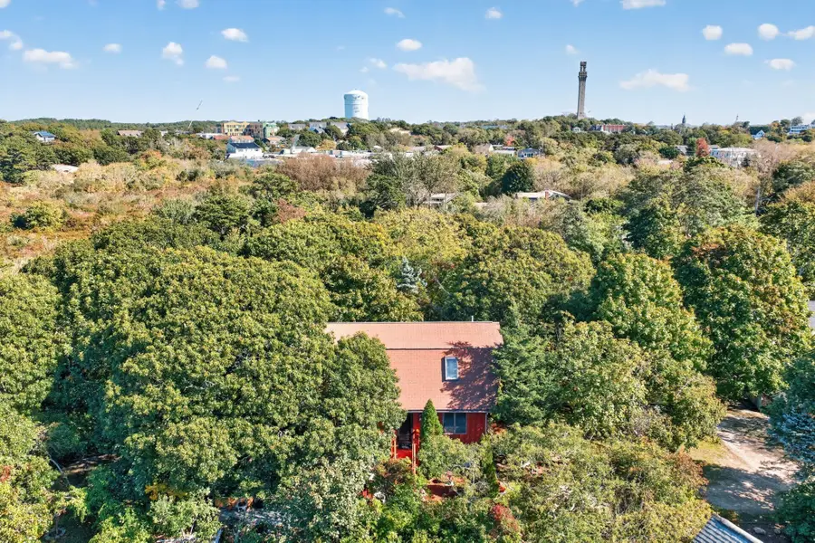 25 Snows Ln, Provincetown, MA 02657 - #2