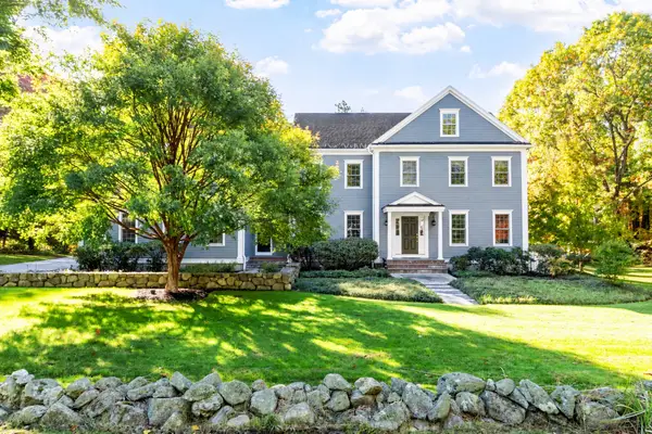 59 Madigan Ln, Harvard, MA 01451