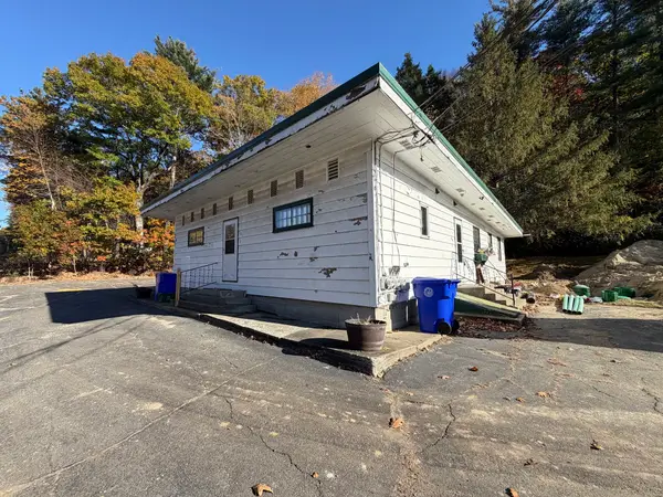 125 French King Hwy, Greenfield, MA 01301