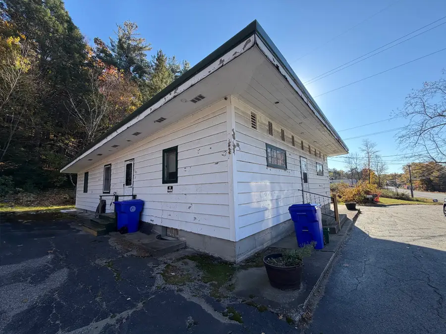 125 French King Hwy, Greenfield, MA 01301 - #3