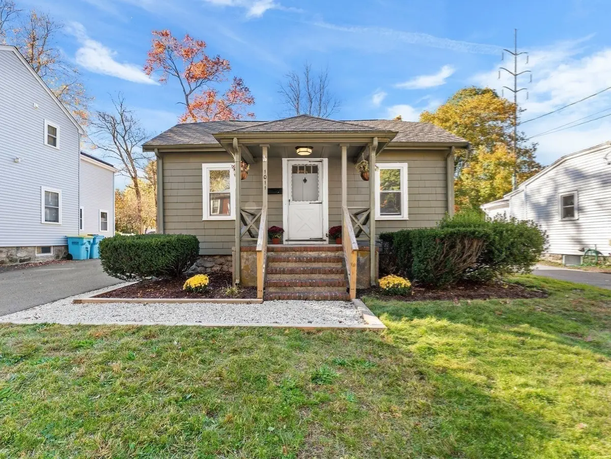 1011 Webster St, Needham, MA 02492 - #1