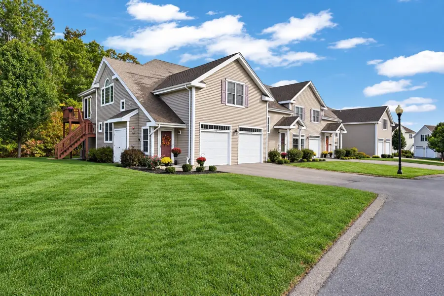 902 Main St #36, Hanson, MA 02341 - #3