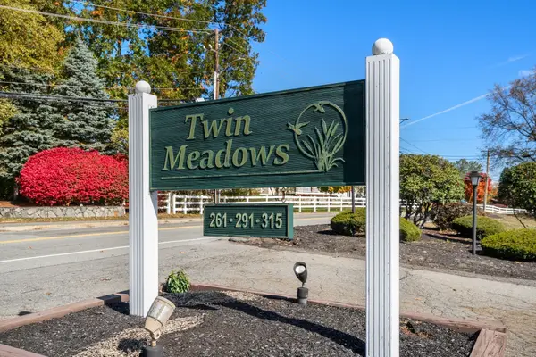 261 Broadway Rd #26, Dracut, MA 01826