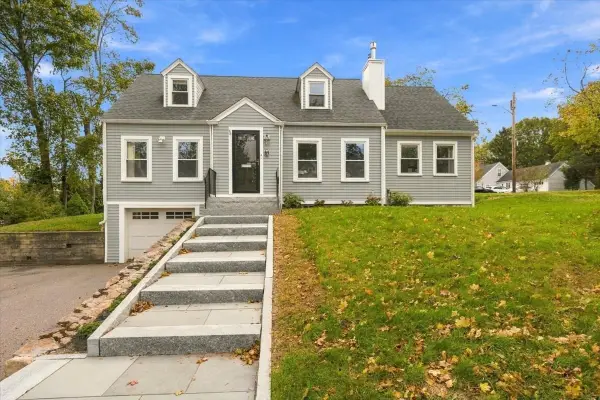 14 Colby Road, Hingham, MA 02043