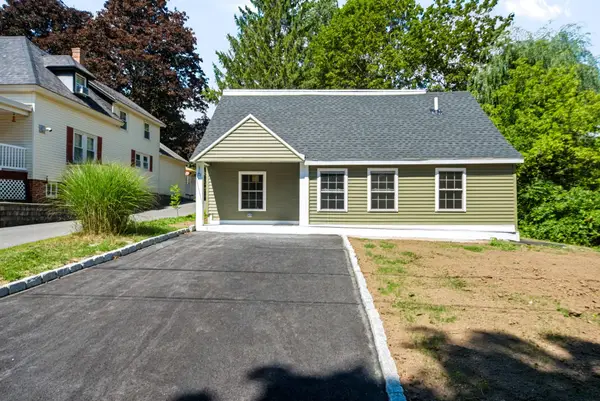 16 Winter Pl, Winchendon, MA 01475