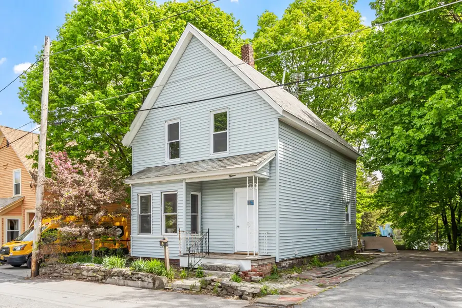 15 Redman Pl, Fitchburg, MA 01420 - #2