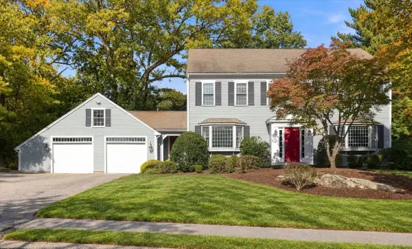 35 Myers Farm Rd, Hingham, MA 02043
