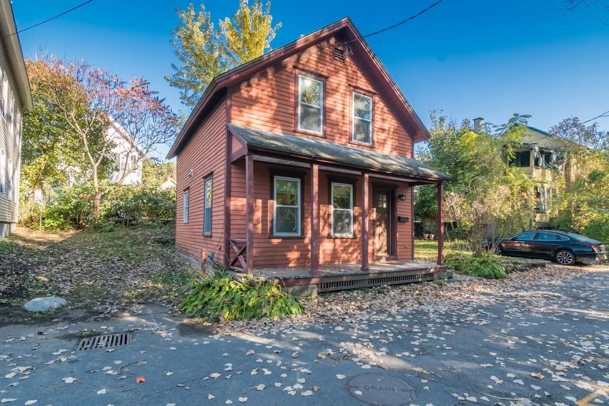 15 Carpenters Lane, Greenfield, MA 01301 - #1