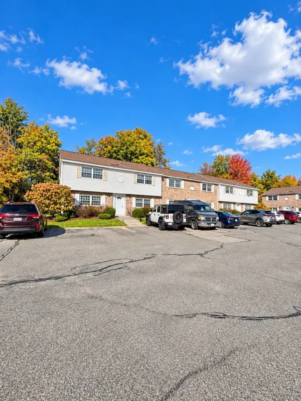90 Washington Park Drive #1, Andover, MA 01810