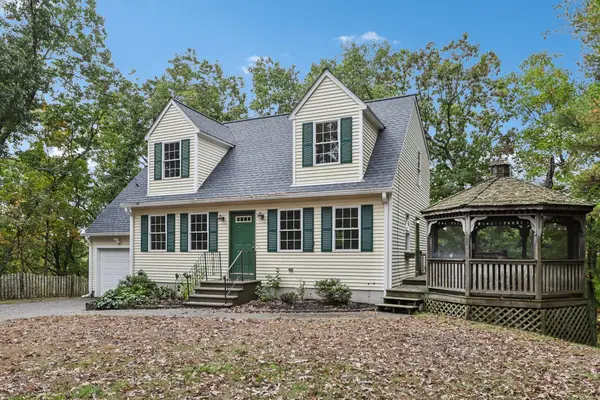 34 Cork Cir, Millville, MA 01529