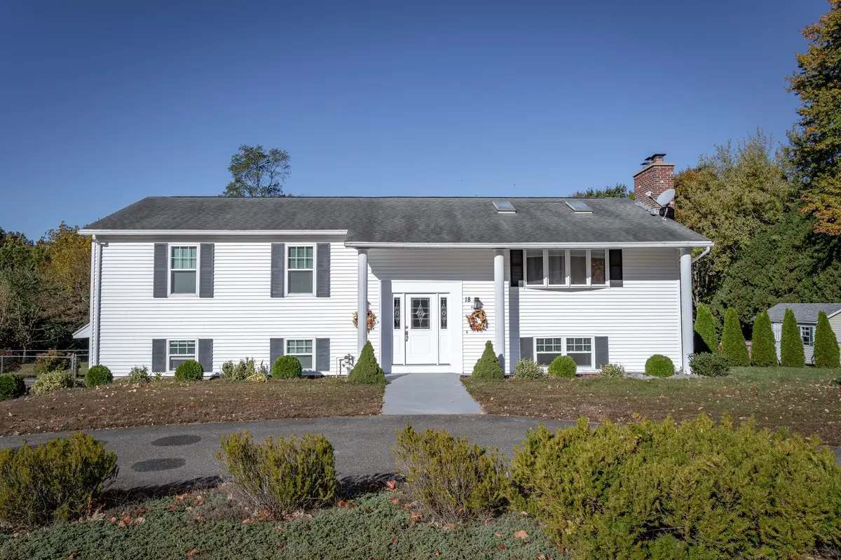 18 Granaudo Cir, Southwick, MA 01077 - #1