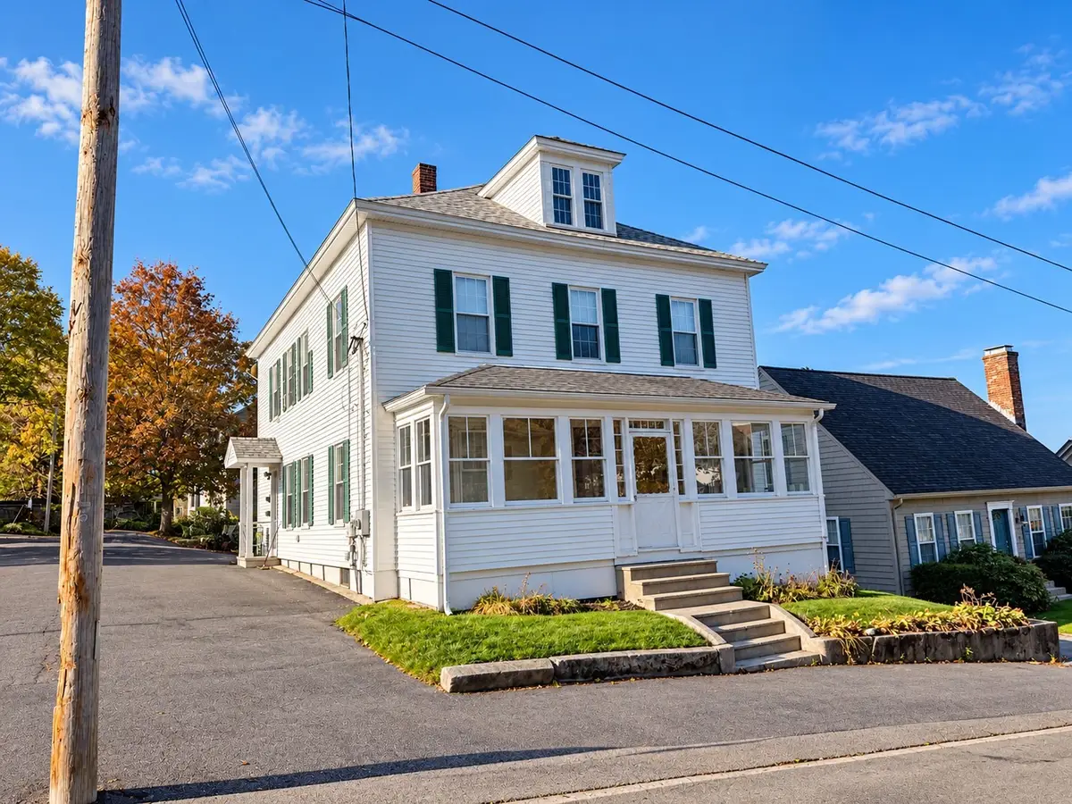 49 Front St, Clinton, MA 01510 - #1