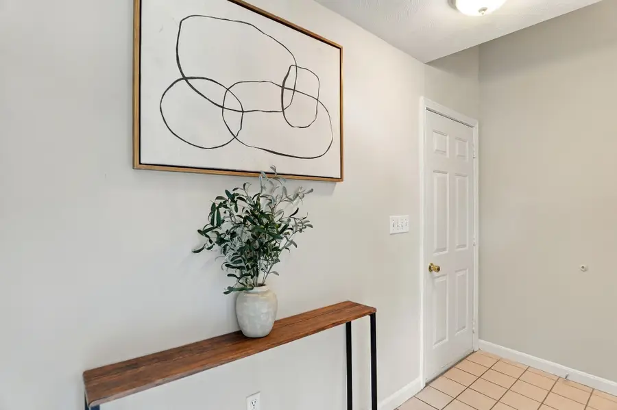23 Nadine Ln, North Andover, MA 01845 - #3