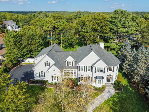 13 N Glen Dr., Mashpee, MA 02649