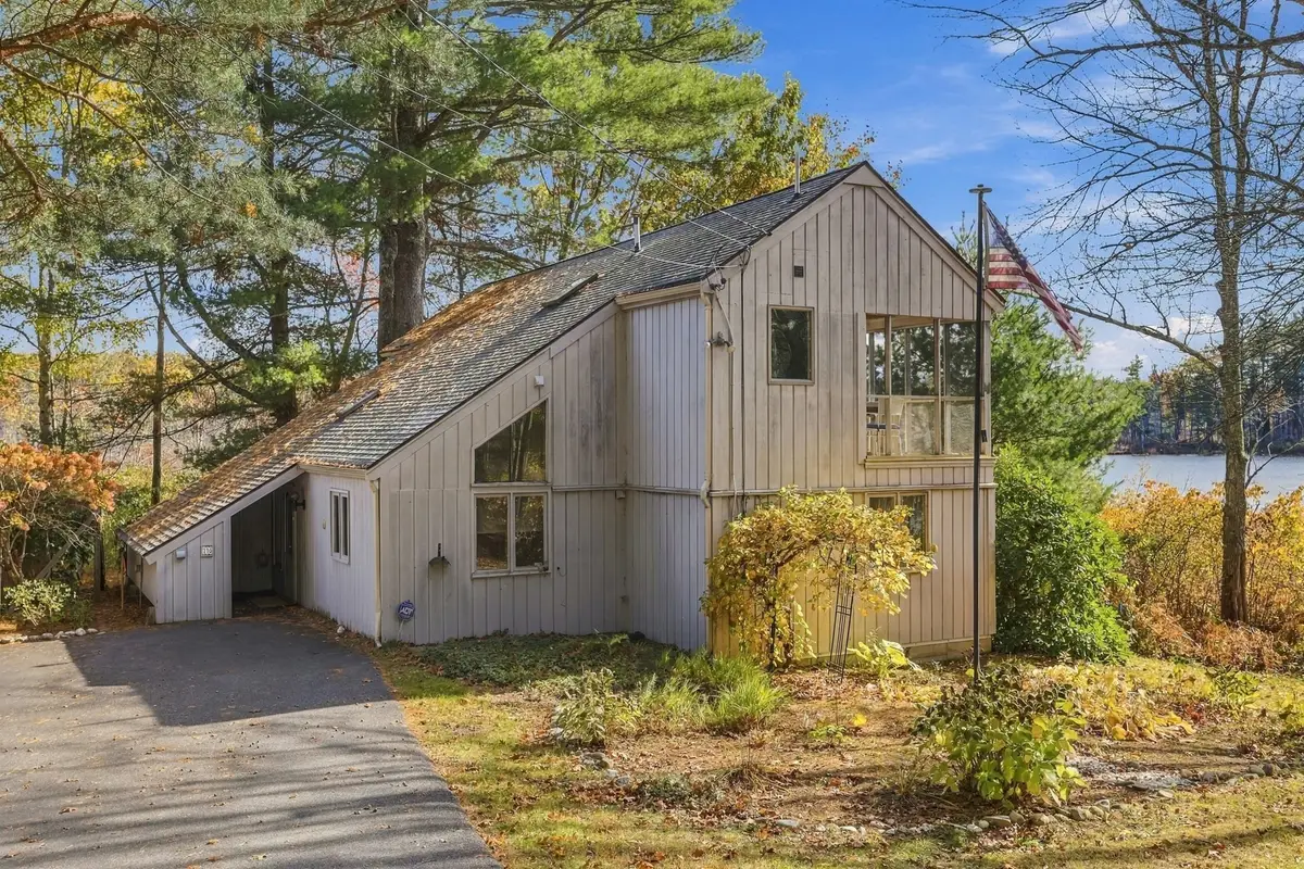 716 Martins Pond Rd, Groton, MA 01450 - #1