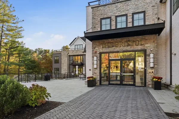 148 Weston Road #206, Wellesley, MA 02482