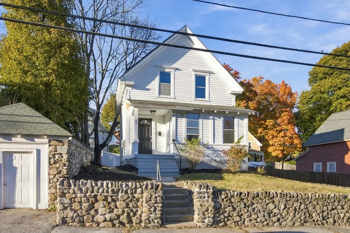41 Arnold St, Methuen, MA 01844 - #1