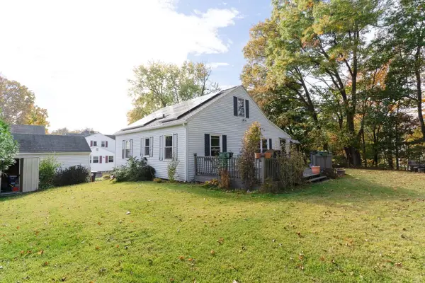 10 Ridgewood Ave, Southbridge, MA 01550
