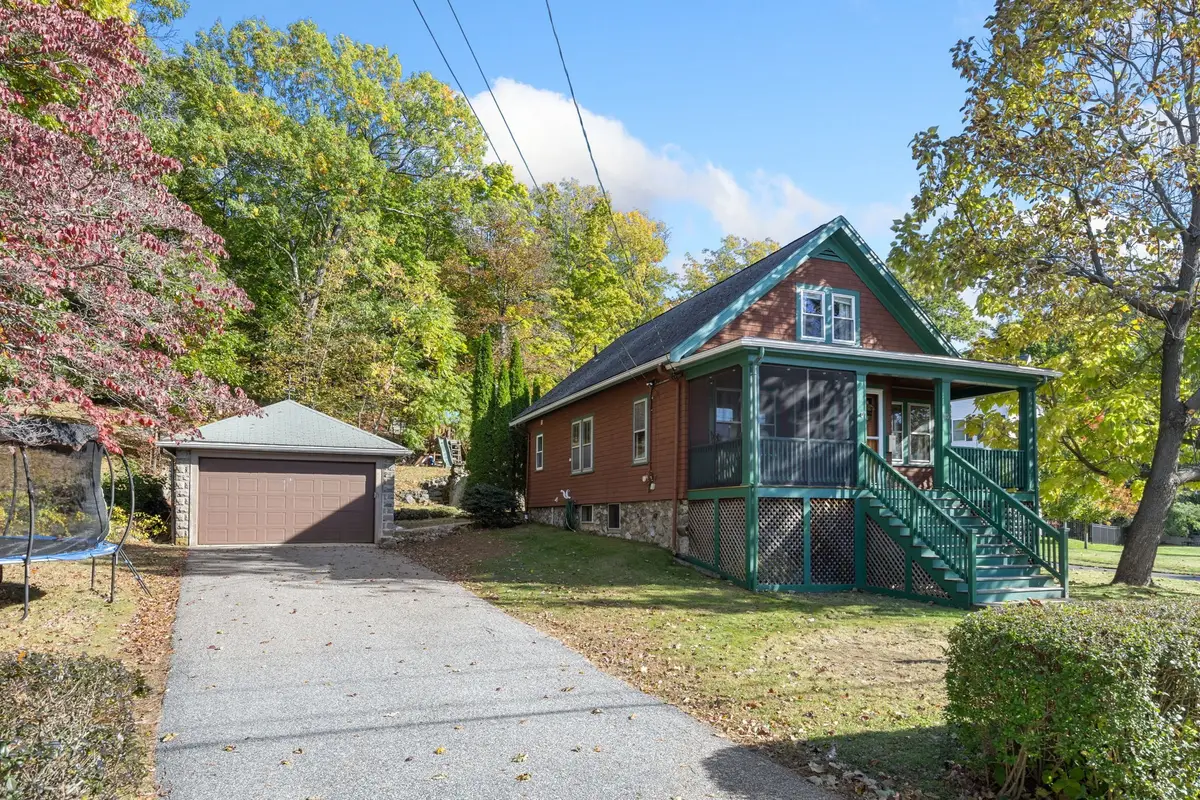 15 Isabella St, Stoneham, MA 02180 - #1