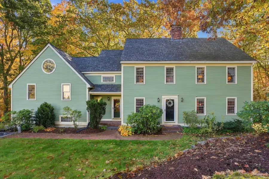 185 Kettle Hole Rd, Bolton, MA 01740 - #2