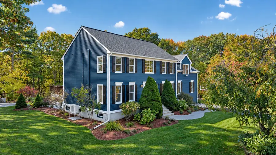 7 Old Salem Cir, Shrewsbury, MA 01545 - #3