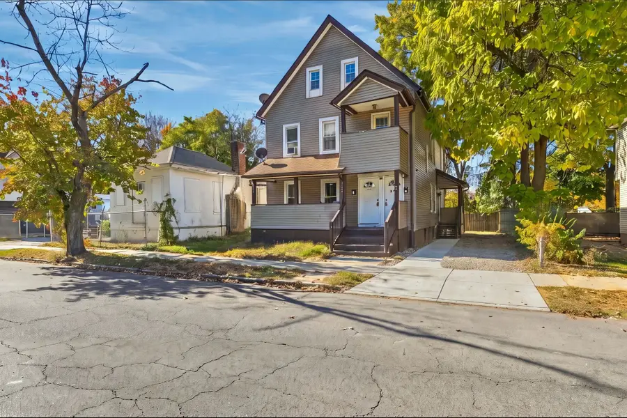 32-34 Dawes St, Springfield, MA 01109 - #3
