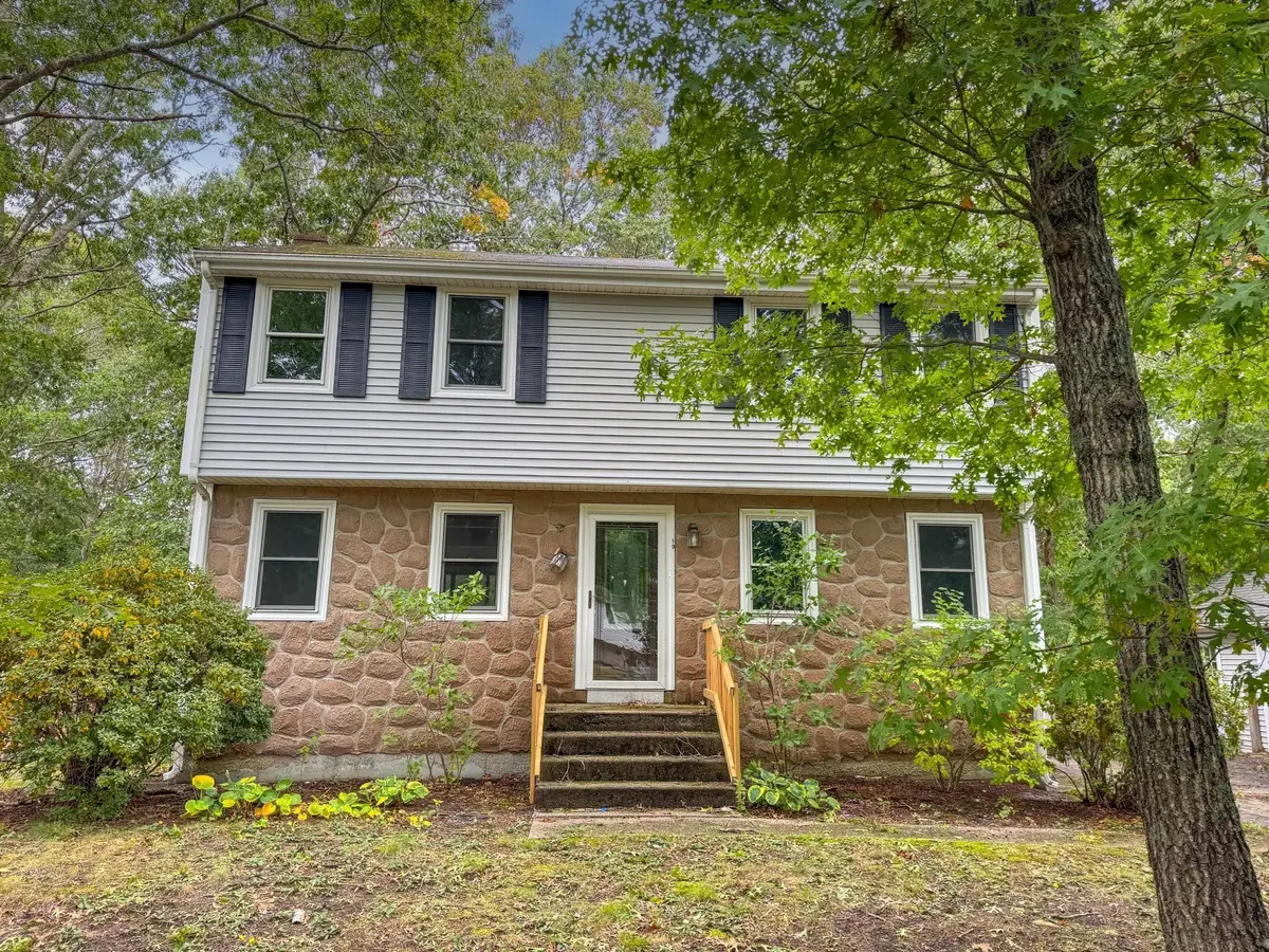 19 Montgomery Dr, Plymouth, MA 02360 - #1