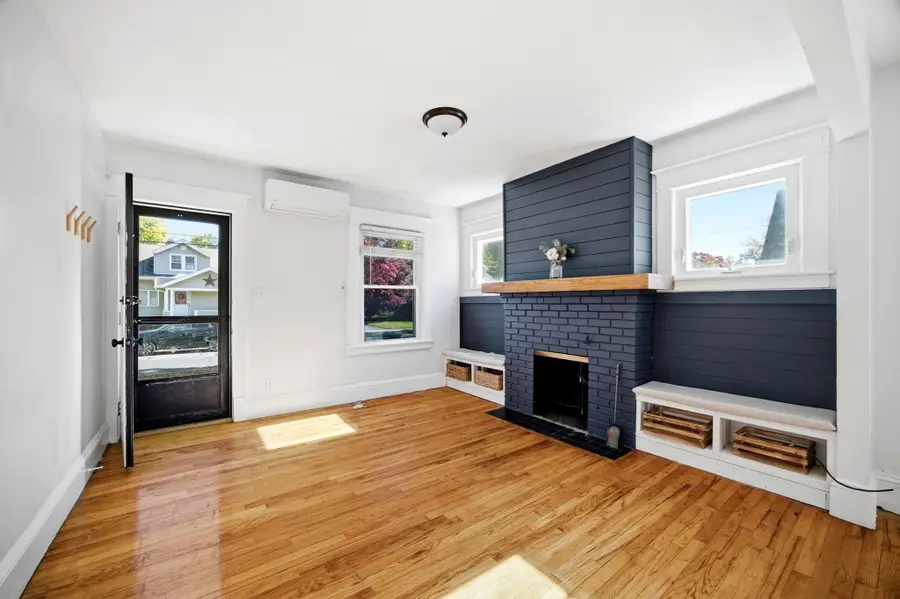 120 Ellsworth Ave, Springfield, MA 01118 - #3