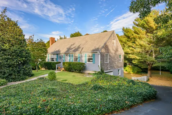 36 Monument View Rd, Dennis, MA 02660