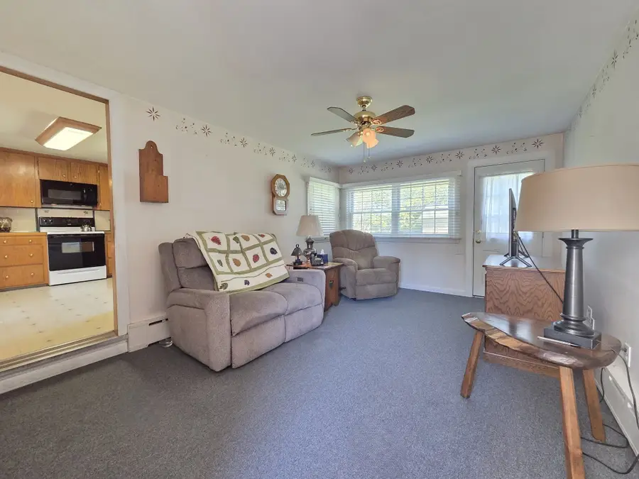 40 Brodeur Ave, Webster, MA 01570 - #3