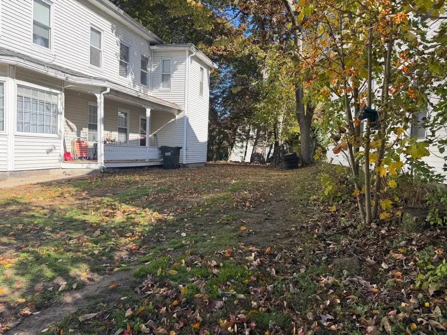 14 Prospect St, Webster, MA 01570 - #3