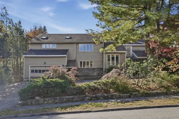 29 Whisper Drive, Worcester, MA 01609