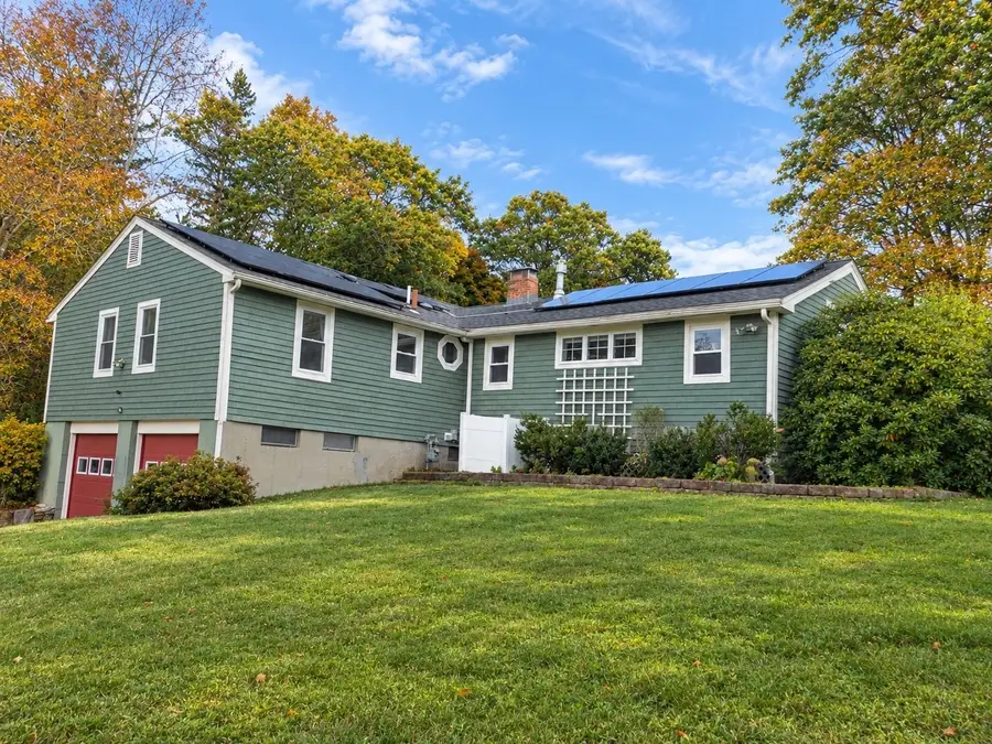 24 Chestnut Street, Grafton, MA 01519 - #3