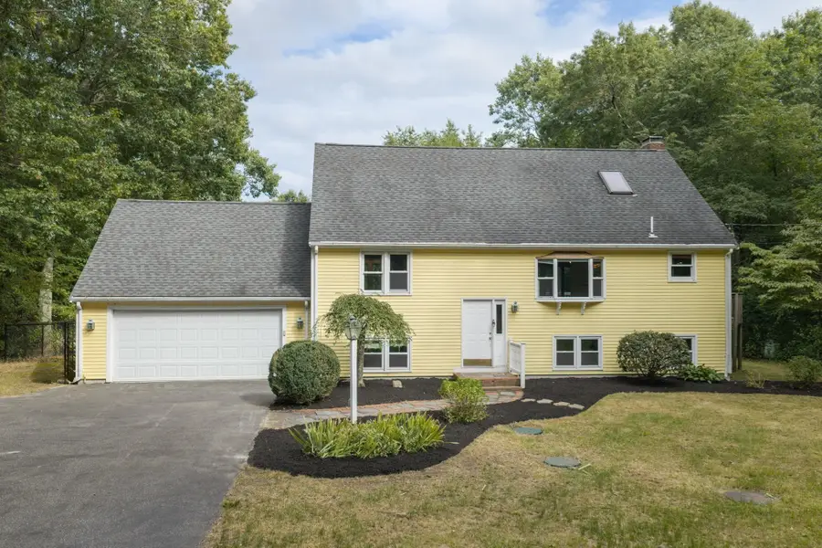 15 N Precinct St, Lakeville, MA 02347 - #2