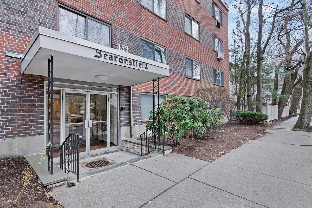 133 Beaconsfield Rd #14, Brookline, MA 02445 - #1