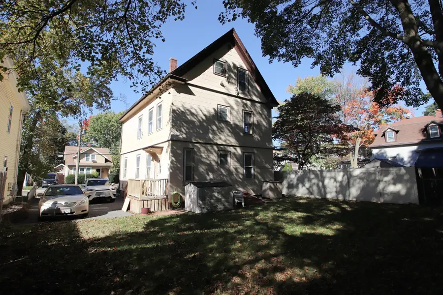 588 Lincoln Avenue, Saugus, MA 01906 - #3