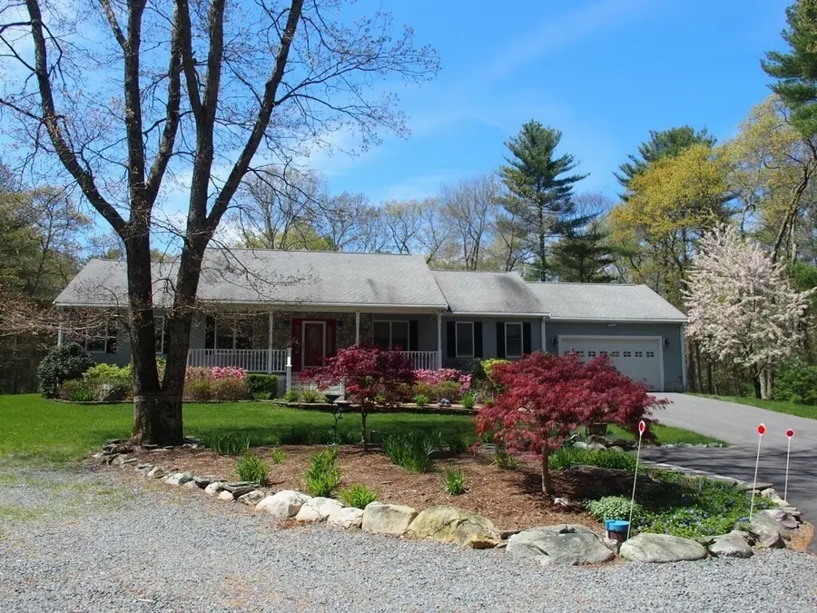 6 Bartley Dr, Norton, MA 02766 - #2