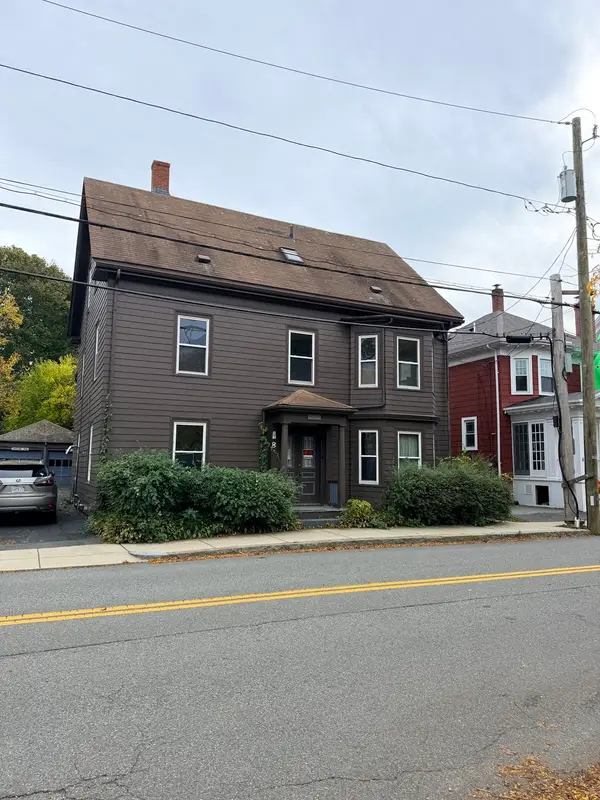 8 West Ave, Salem, MA 01970