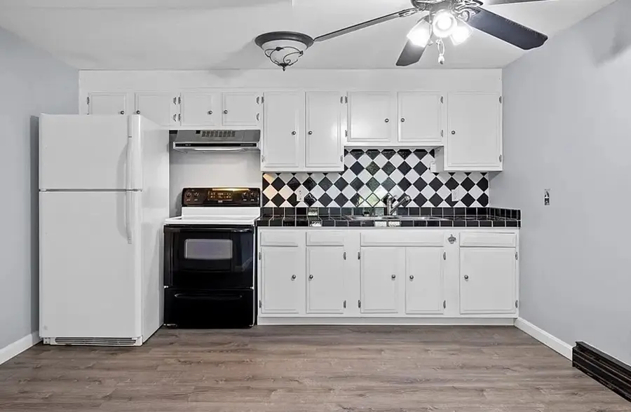 325 Ashland Ave #5, Southbridge, MA 01550 - #3