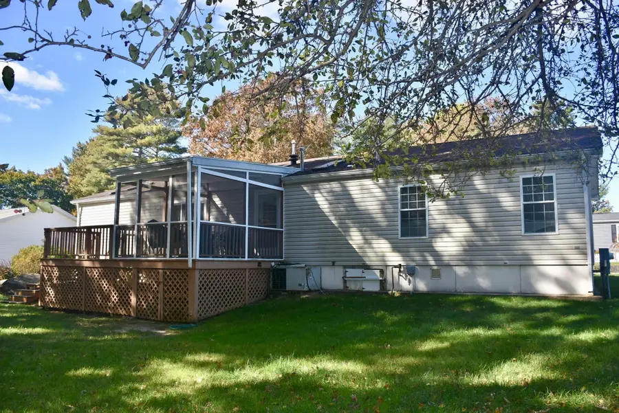 8 Melanie Lane, Carver, MA 02330 - #3