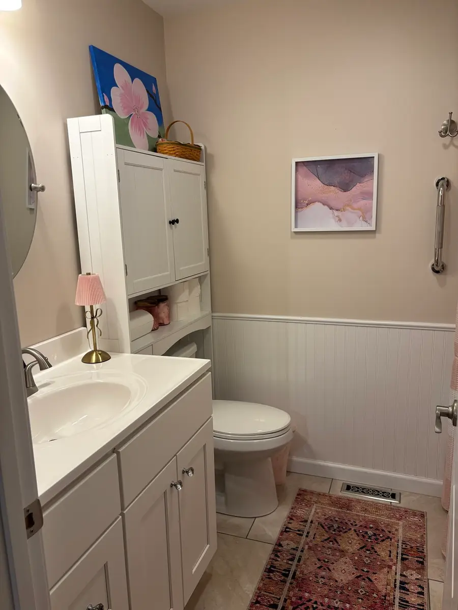 111 Daniel Shays Hwy #6, Belchertown, MA 01007 - #3