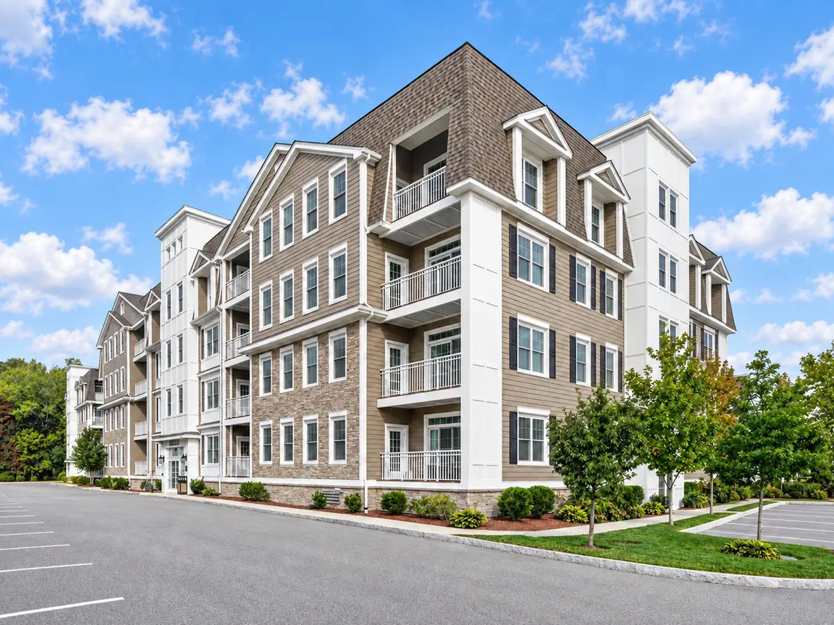 320 Middlesex Ave #D307, Medford, MA 02155 - #1
