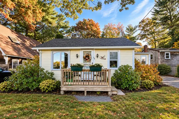 198 Wampatuck St, Pembroke, MA 02359