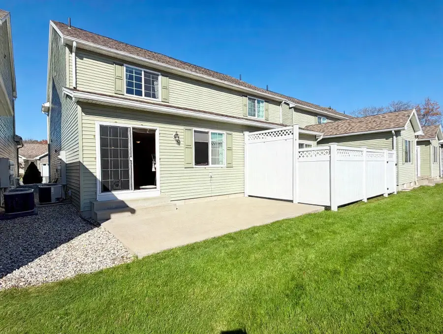 353 Fuller St #17, Ludlow, MA 01056 - #2