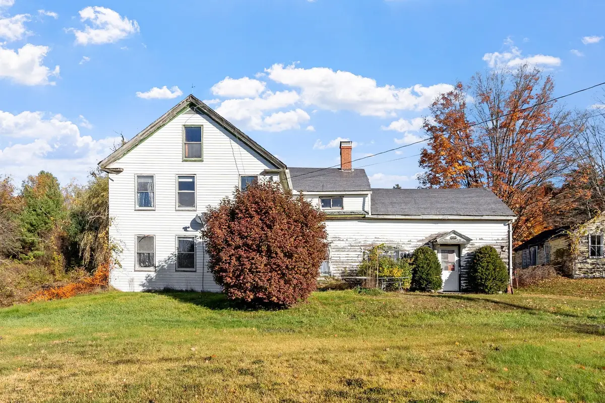 254 West Rd, Petersham, MA 01366 - #1